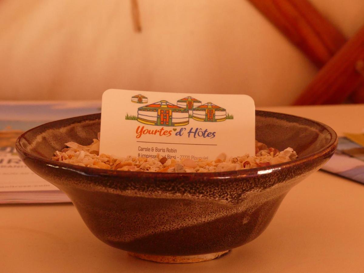 Les Yourtes D'Hotes Plouguiel 외부 사진